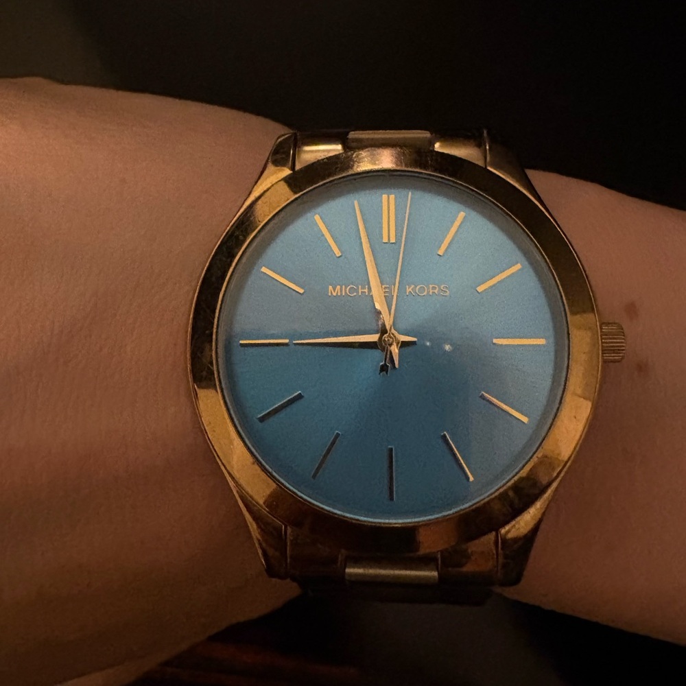 Michael Kors Men's Watch with Gold Band and Blue Dial/gender neutral